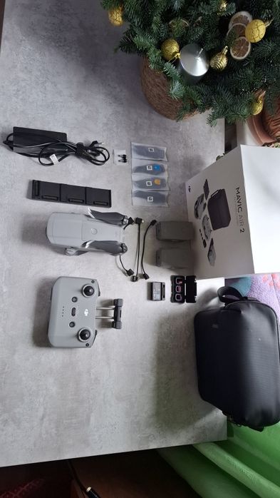 Дрон / квадрокоптер DJI Mavic Air 2 fly more combo