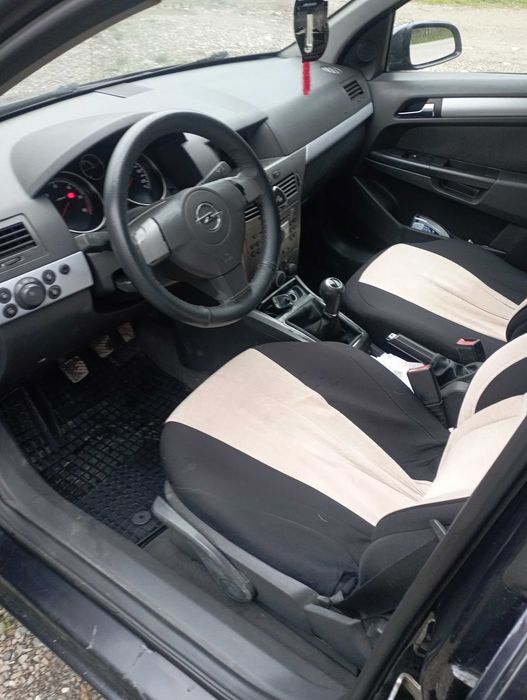 Vând Opel Astra h