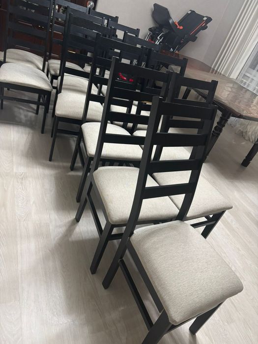 Продам стол и стулья