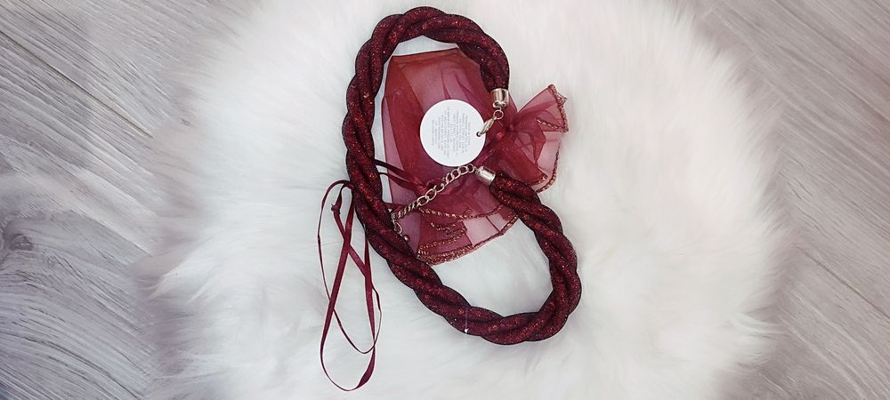 Colier vintage la baza gatului, nou, roșu-granat, strălucitor