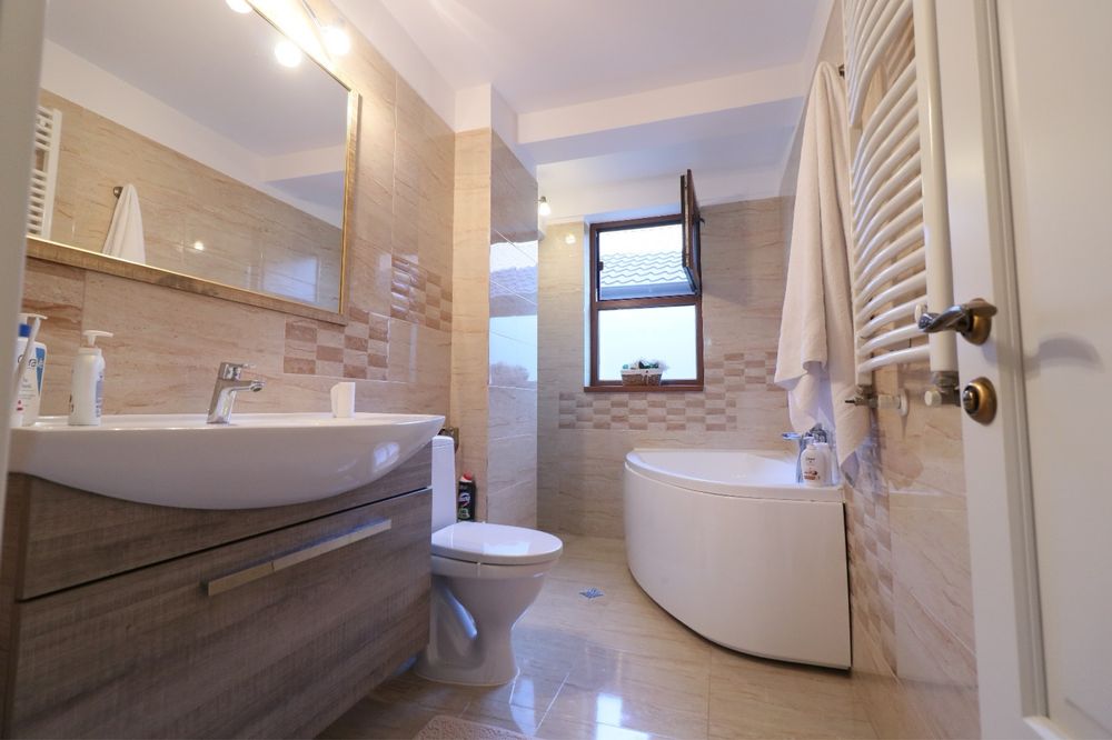 Duplex de lux cu 3 camere (120 mp)