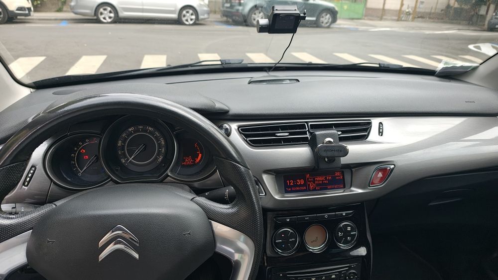 Citroen C3 1.4 VTi • Exclusive • 2010 • 150.000 km • Intretinut exemplar