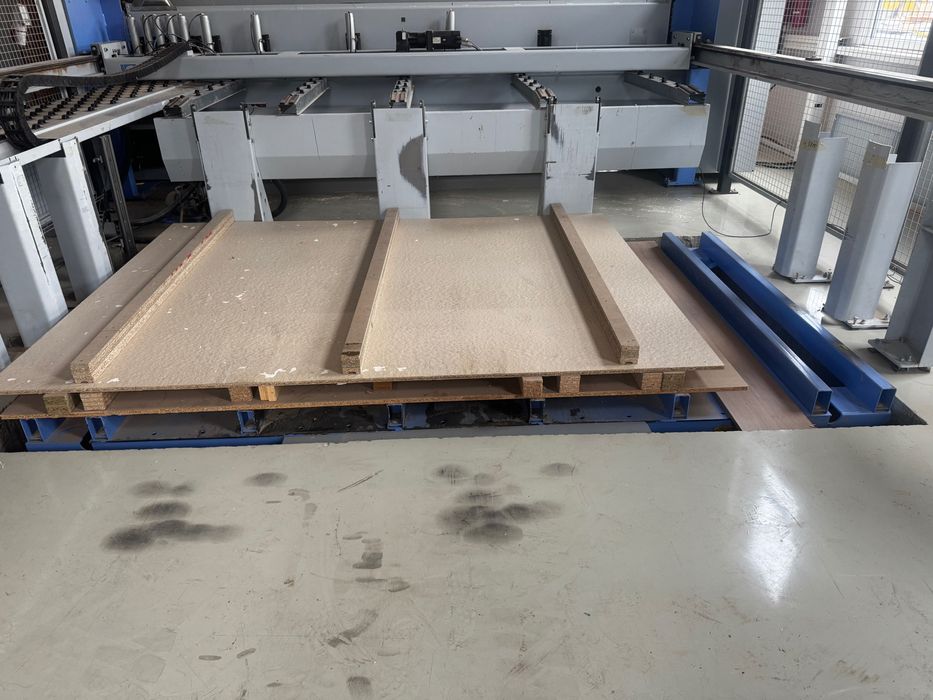 Паметен циркуляр HOLZMA Homag Optimat hpp200 /43/43 Lift