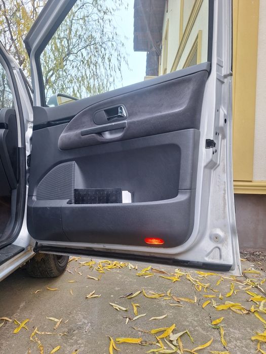 Vand usi vw sharan 2003