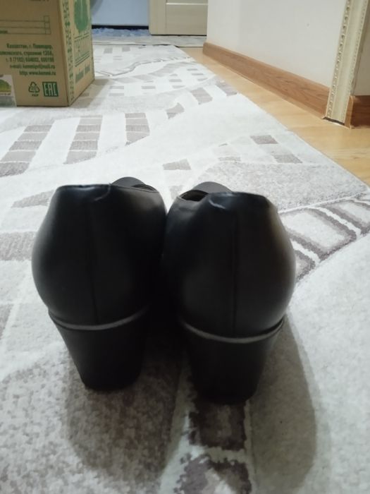 Продам туфли из натуральной кожи.