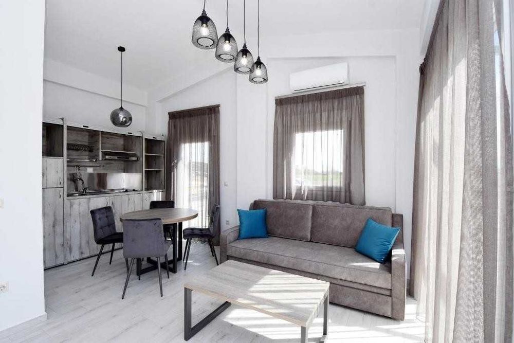 Луксозен жилищен комплекс с басейн – инвестиционен имот в Гърция