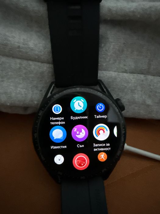 Продавам HUAWEI Watch GT 3 46-mm– отлично състояние