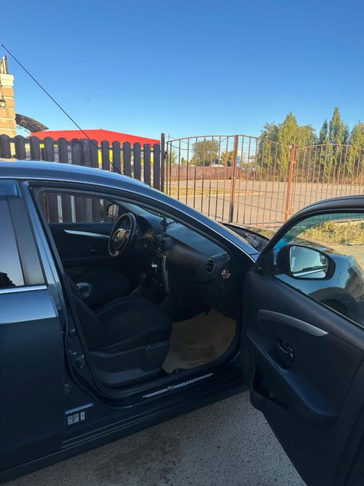 Продам Nissan Almera g15 2013