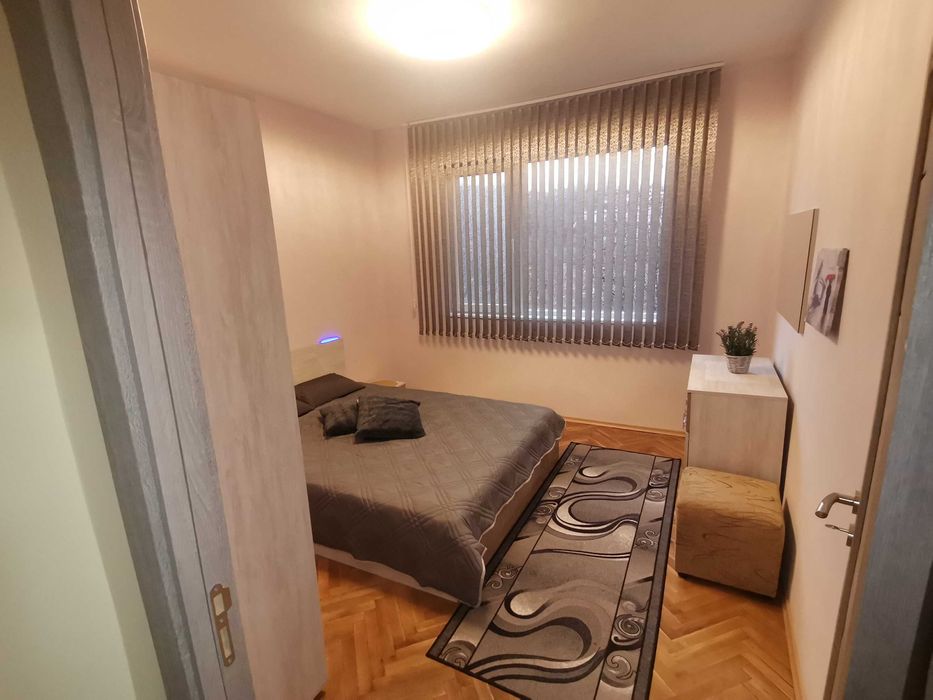Дава се под наем Тристаен апартамент в Варна, Генералите - 80 кв.м за 428.91 € - Снимка #11