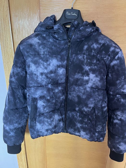 calvin klein tie dye зимно яке за ски или много ниски температури