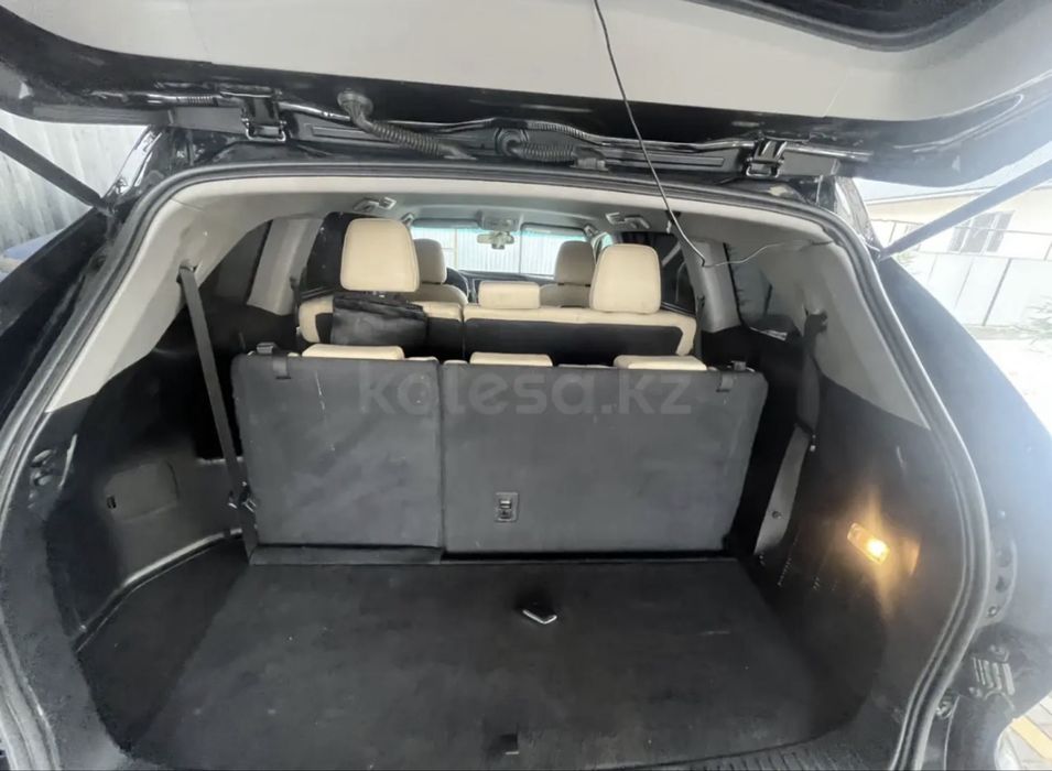 Toyota Highlander продам машину срочно