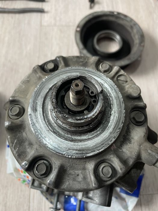 Компрессор кордиционера камри 40