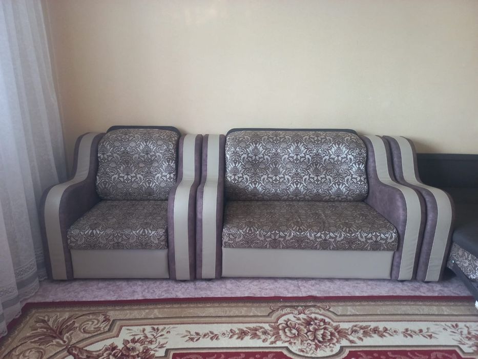 продам диван тройку