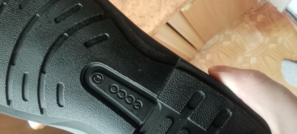 Продаётся туфли мужские новые