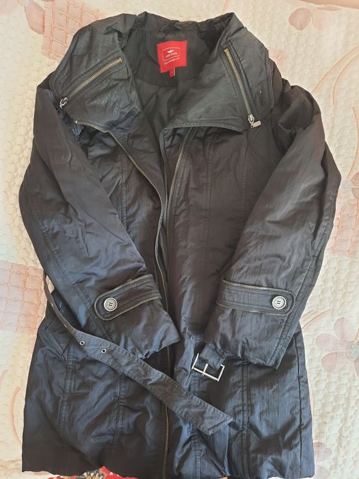 Отдам куртку плащ