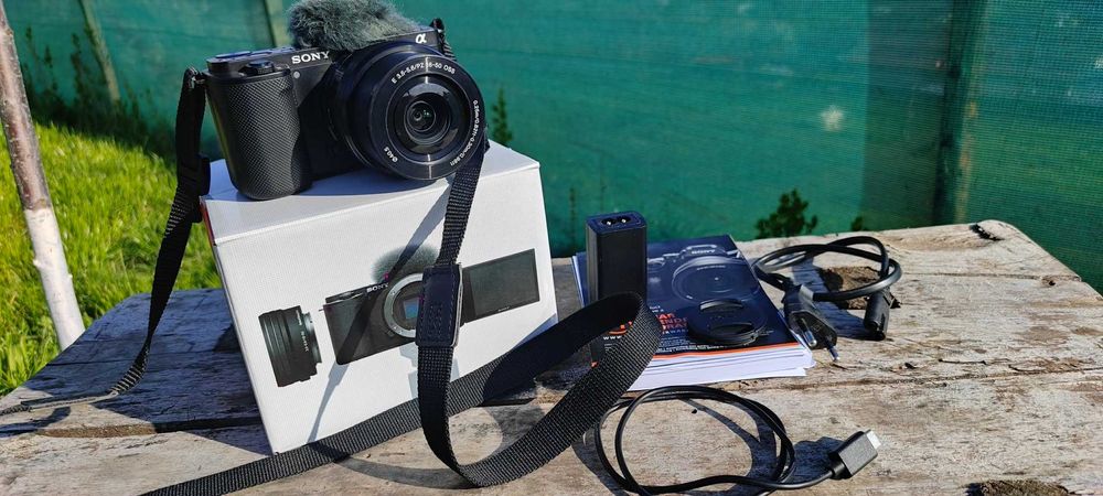 Sony ZV-E10 Kit 16-50mm Aparat mirrorless 4K