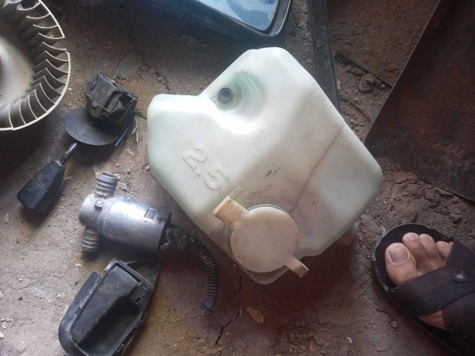 Мелочи для бмв тройки