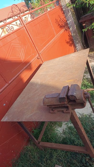 Vând banc de lucru(masă)