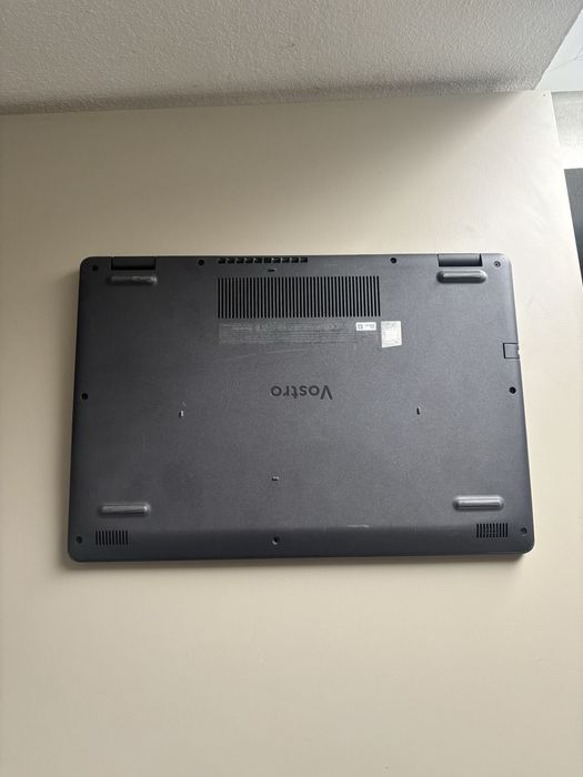 Dell Vostro 15• Procesor i5-11th Gen• SSD 512gb• 15,6” Full HD