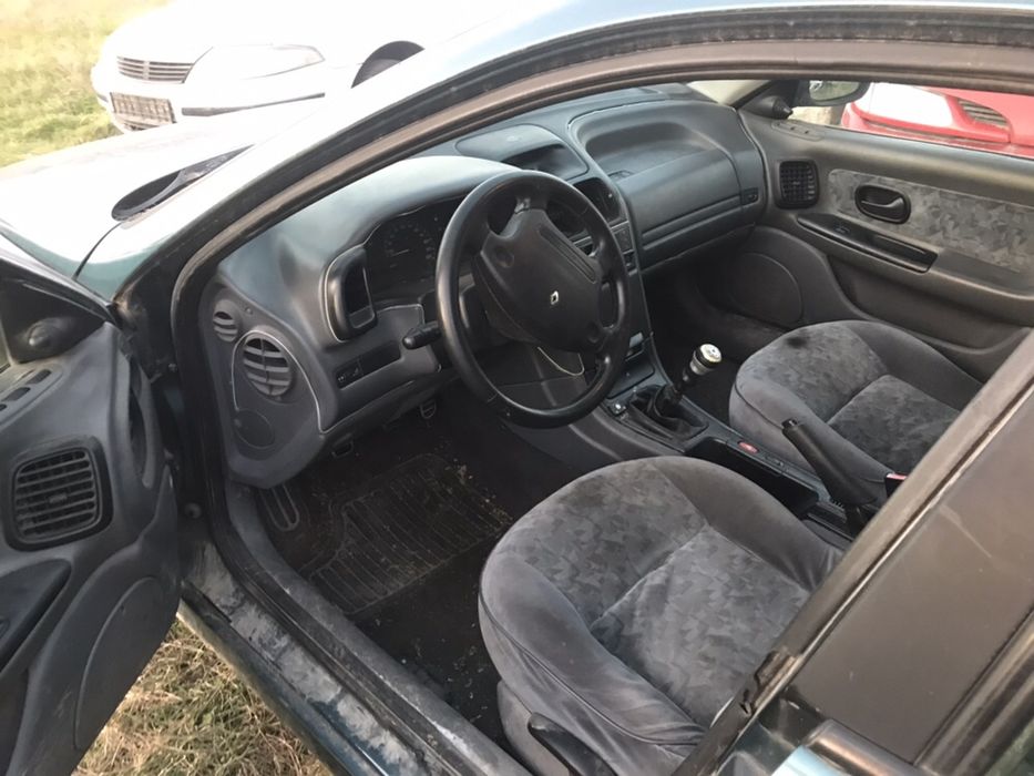 Рено Лагуна 1997 2.0 газ/бензин На Части!!!