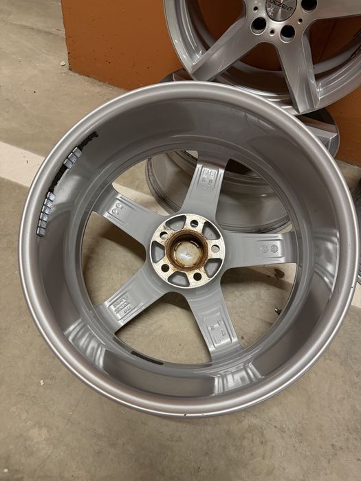 Jante Dezent R18 5x108 7.5J ET48