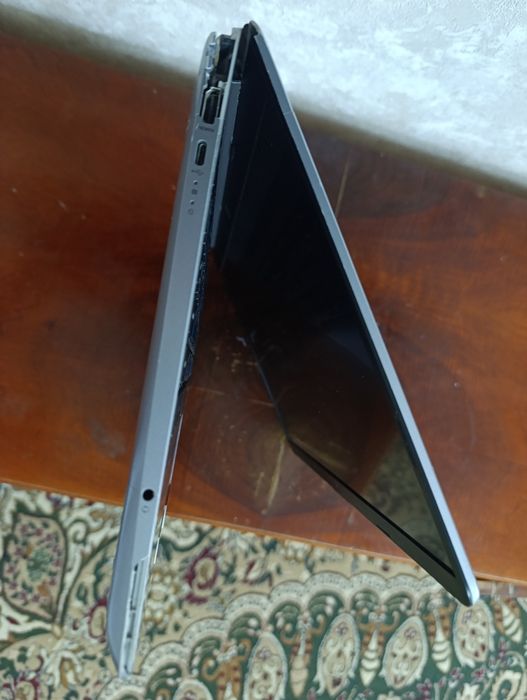 HP 8/256 ofisda ishlash uchun juda qulay, CS 2 ni ko'taradi