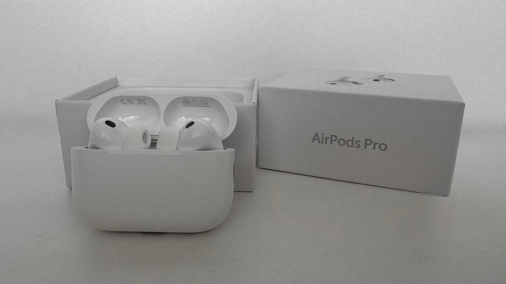 Слушалки AirPods Pro 3