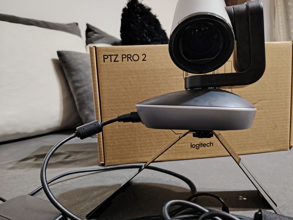 Vând cameră video Logitech PTZ Pro 2 – stare excelentă