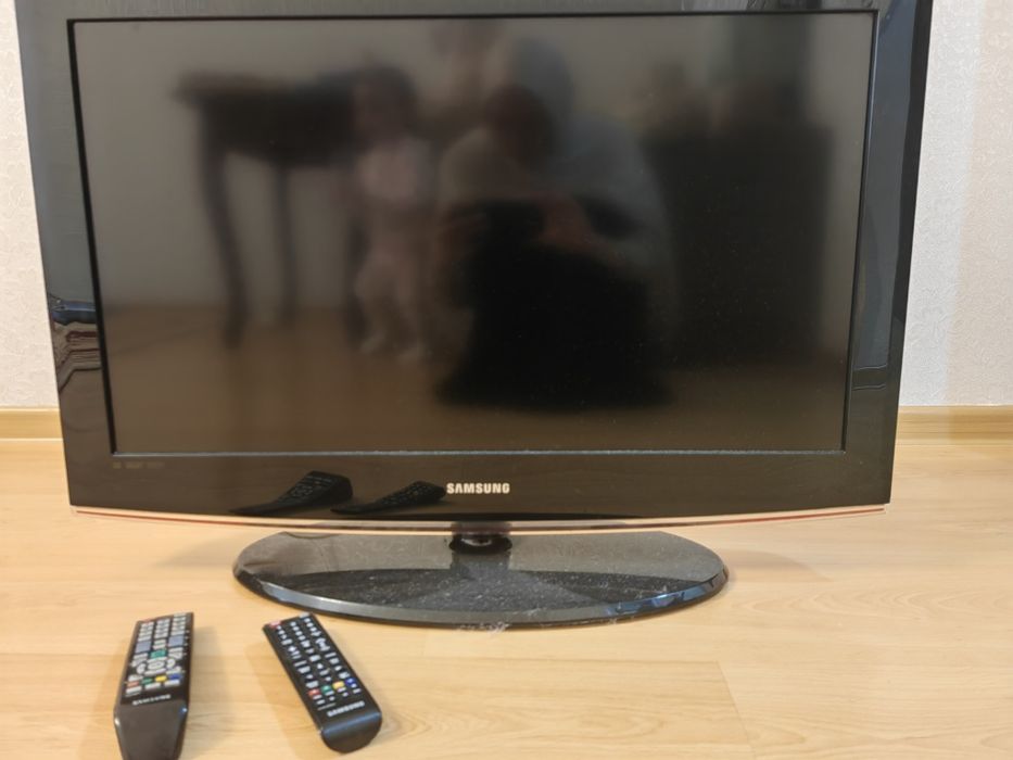 Телевизор Samsung