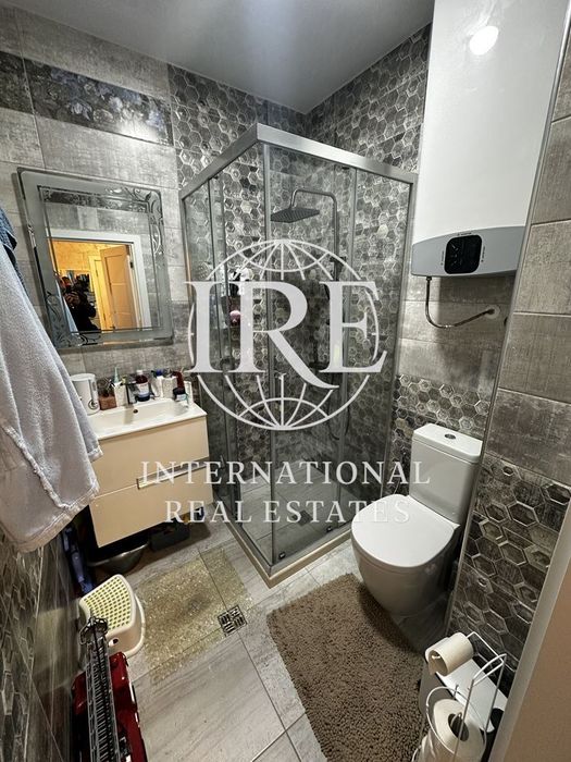 Продава се Тристаен апартамент в Варна, Младост 1 - 80 кв.м за 2938 €/кв.м - Снимка #6