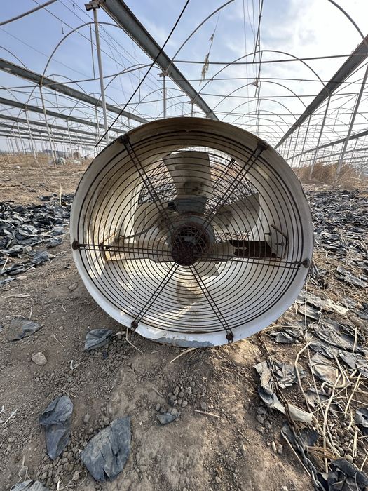 Вентилятор для теплиц