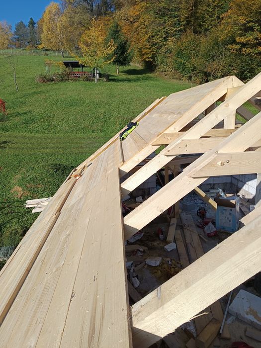 Montez țiglă metalică