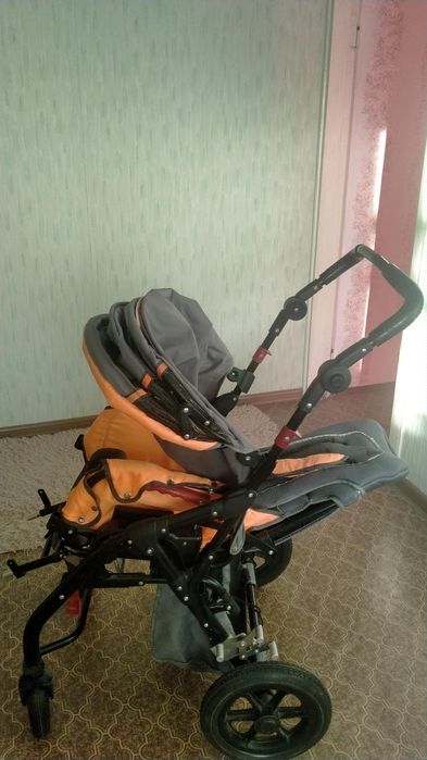 Детская инвалидная коляска