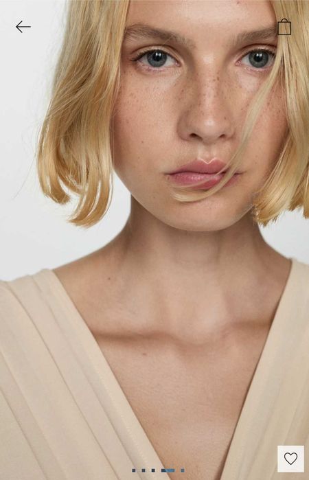 Оригинална плесирана MANGO рокля екрю