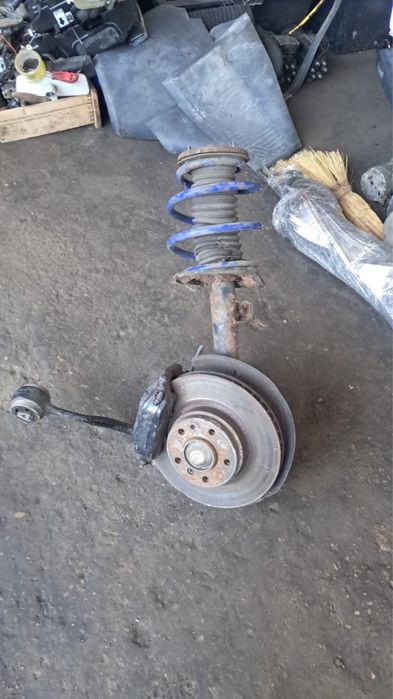 Стойка bmw e38 комплект