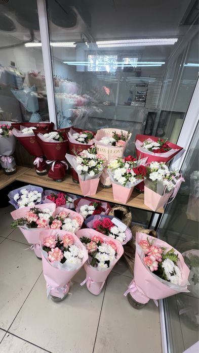 Букеты от 7000 тг цветы Алматы