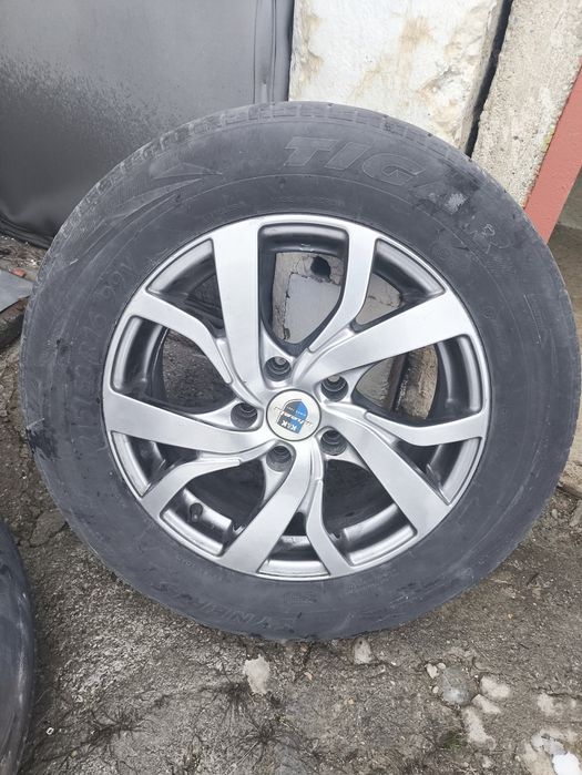 Шины с дисками комплект 16/65/215