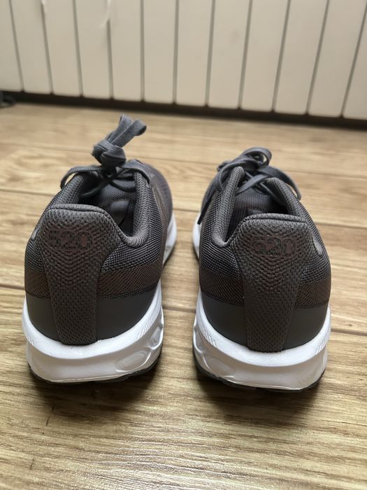 New Balance 520 V9 Extra Wide
