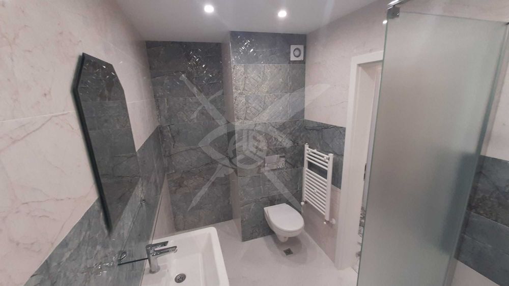 Продава се Тристаен апартамент в София, Обеля 1 - 110 кв.м за 2582 €/кв.м - Снимка #9