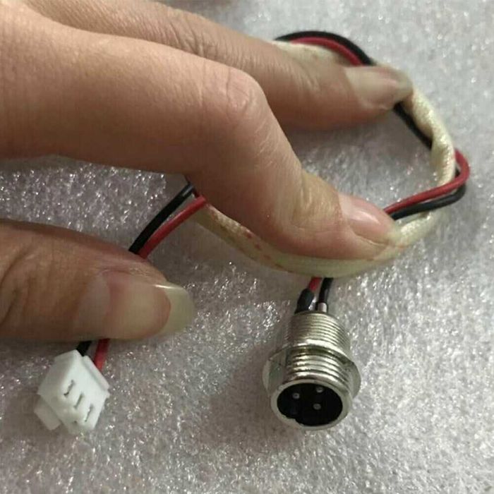 Conexiune 3 pini incarcare baterie scuter Hoverboard. Nou!