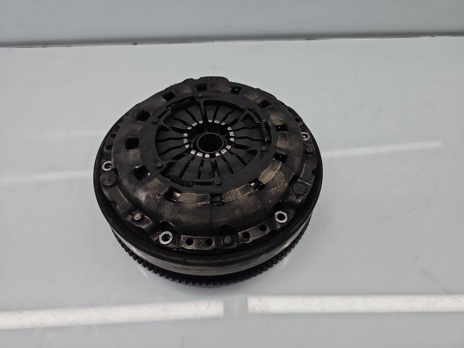 Kit ambreiaj volanta masa dubla Bmw 1 (E81, E87) [Fabr 2004-2010] 2.0