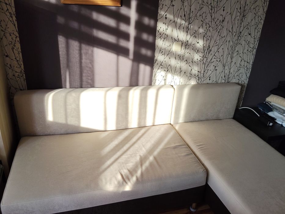 Диван ,две часи разтегателен