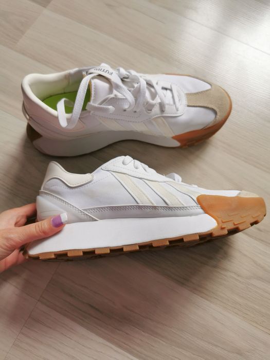 Детска рокля в сив цвят, adidas маратонки