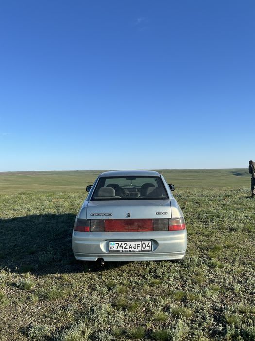 ваз 2110 год 2002 торг есть