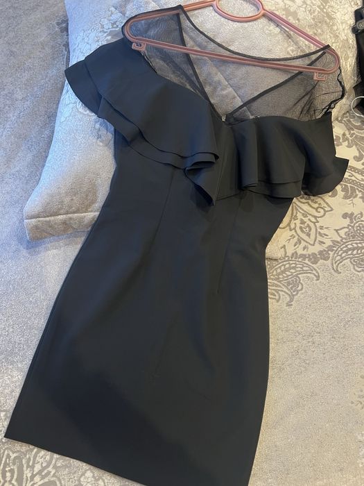 Официална рокля