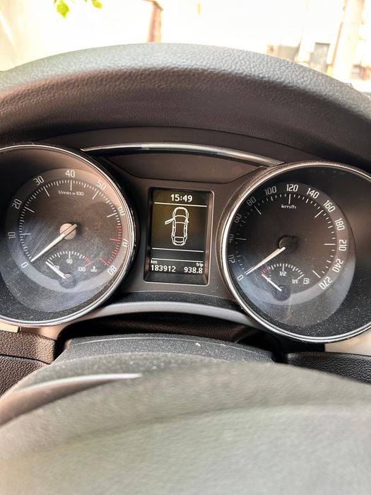 Vand Skoda Superb 2011