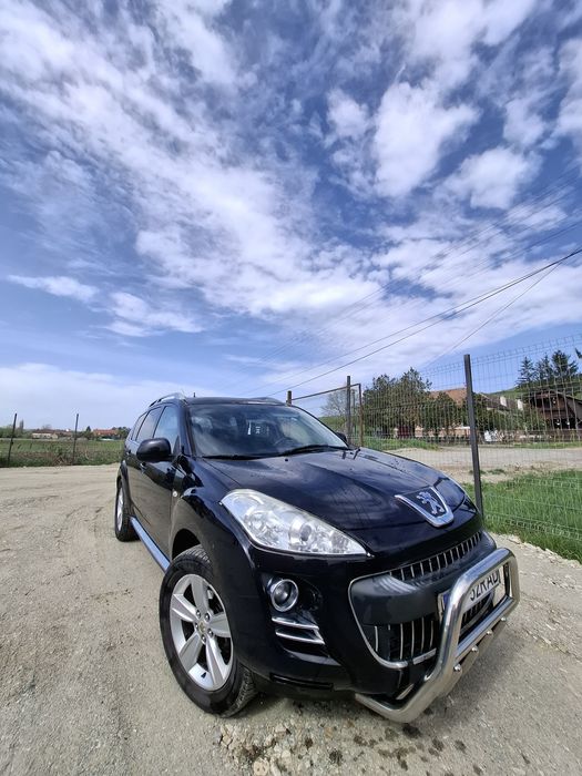 Vând sau schimb peugeot 4007 din anul 2008 !!