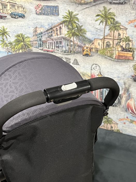 Продам прогулочную коляску BaoBaoHao