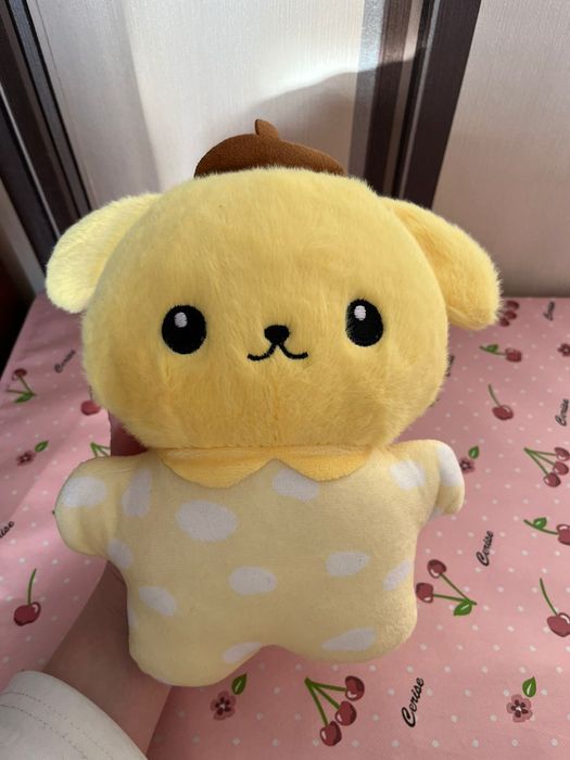 Игрушки мягкие по 300