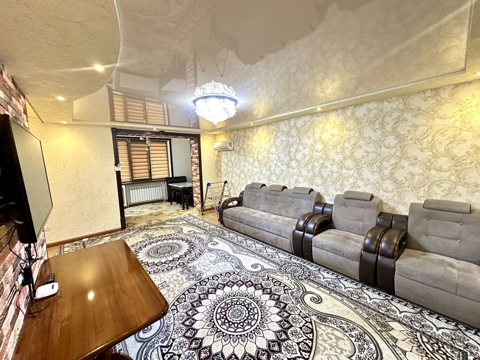 Бульвар.Сдаётся 2х комнатная квартира Люкс. ИНЯЗ